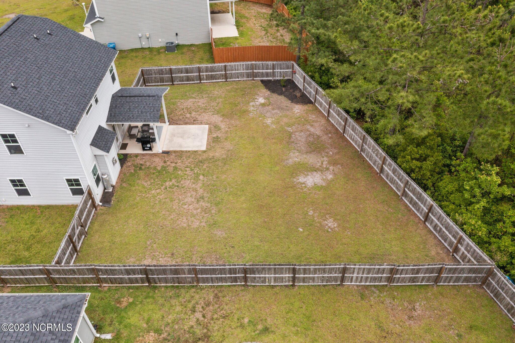 100553383 | Photo 12