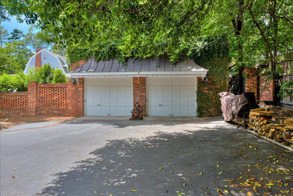 Double detached garage
