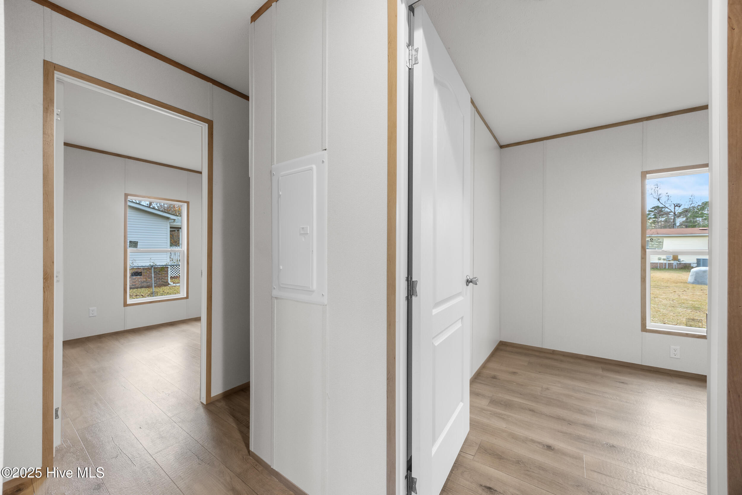 100546833 | Photo 20