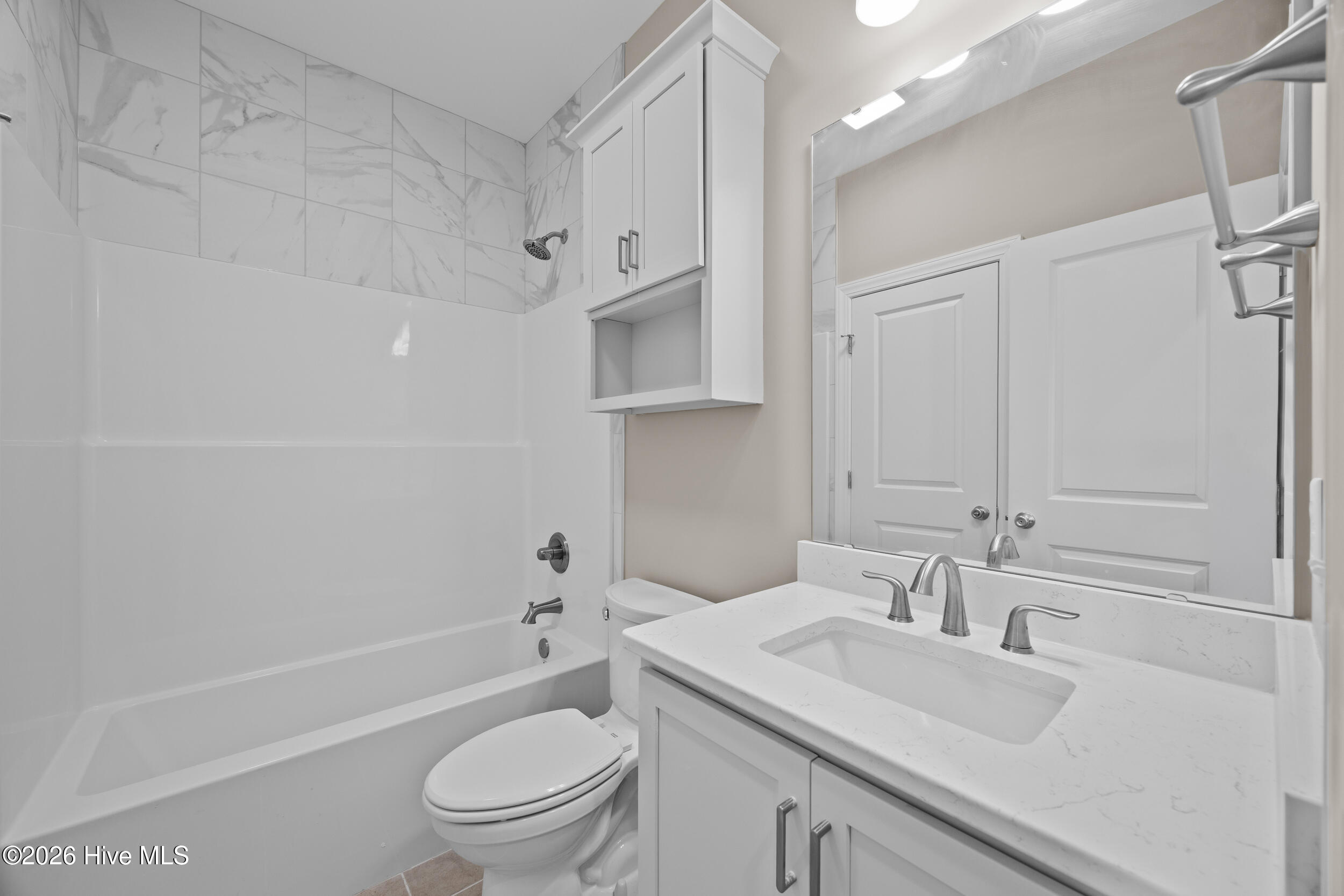 100545866 | Photo 32