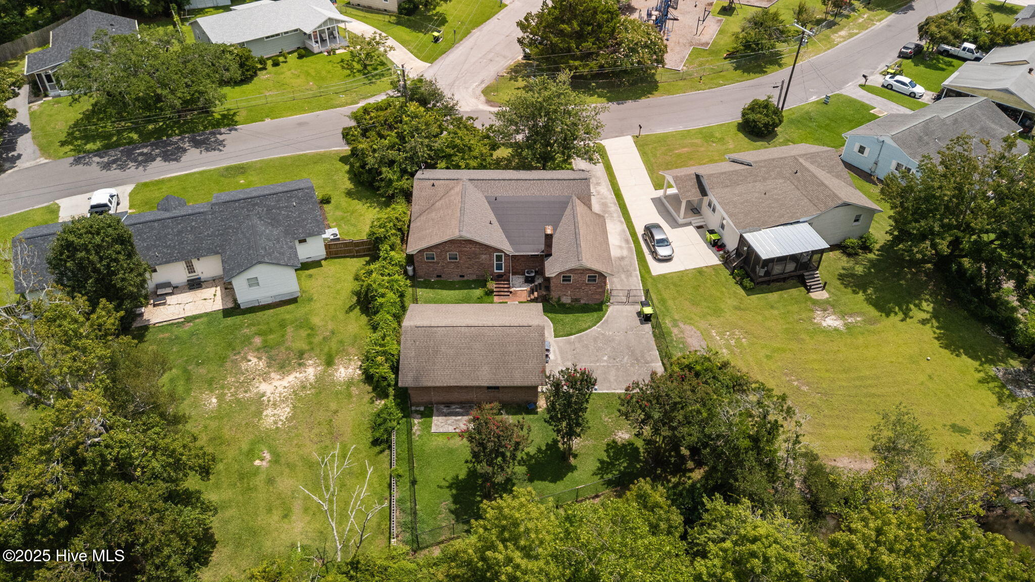 100521468 | Photo 43