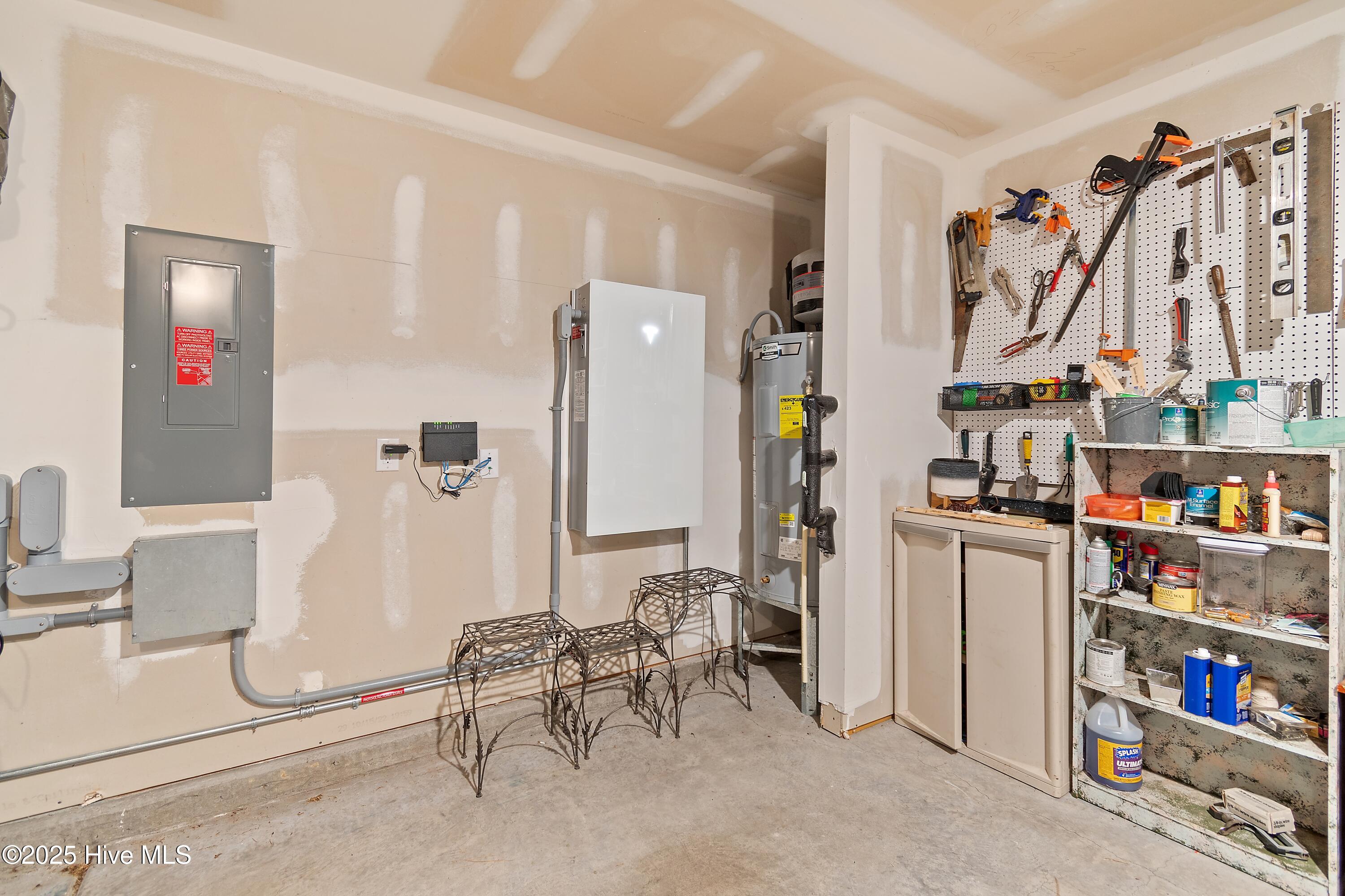 566 Pinecrest Street NW, Shallotte, NC 28470 – photo 23: Tesla Back Up Battery