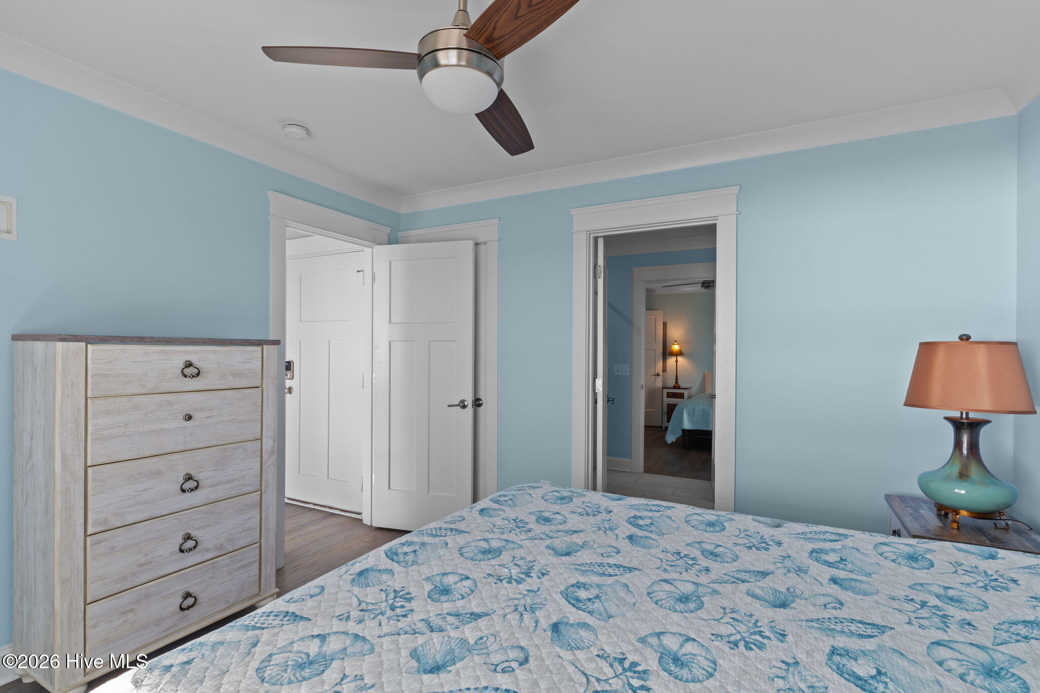 100551095 | Photo 22