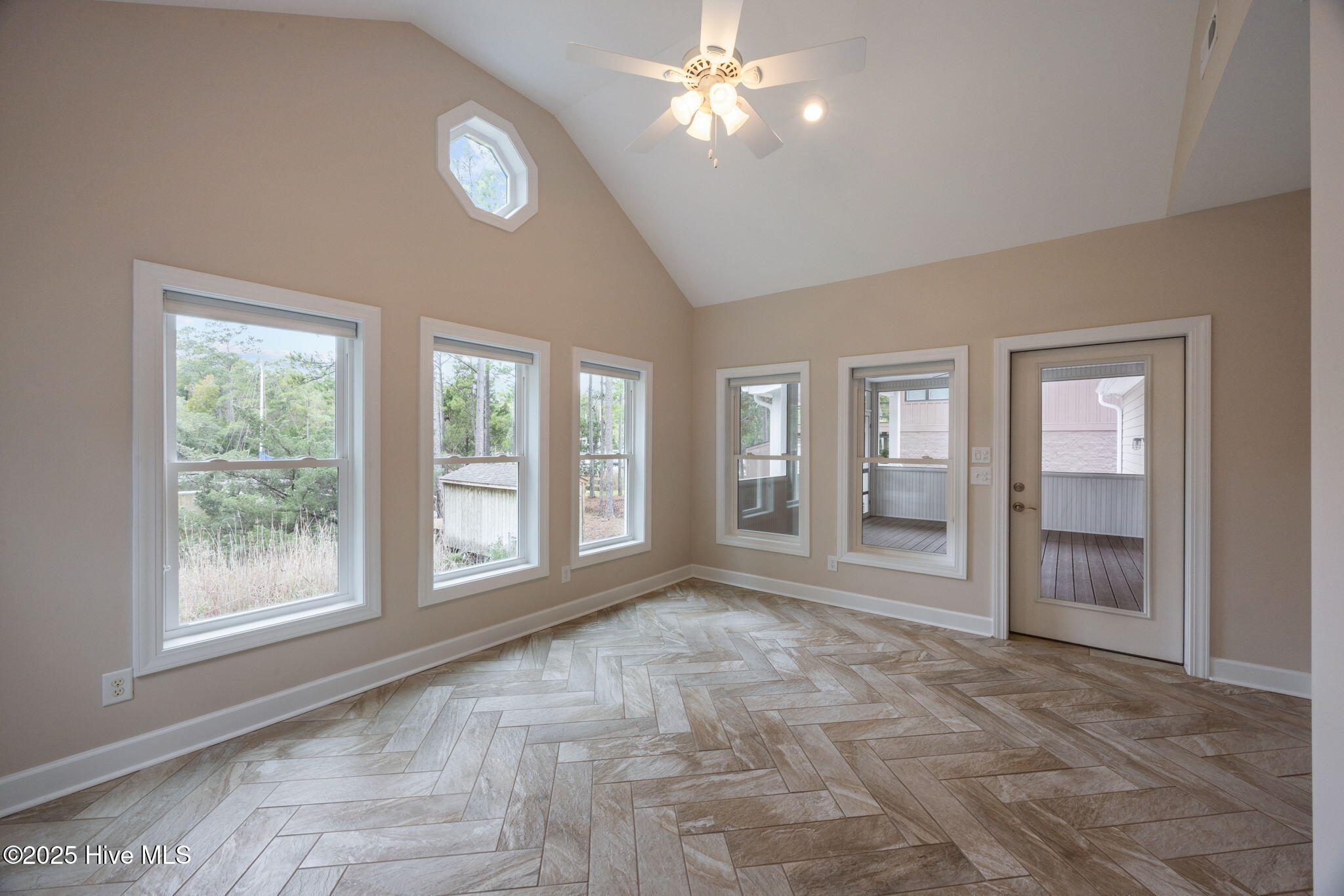 402 Whittaker Point Road,Oriental