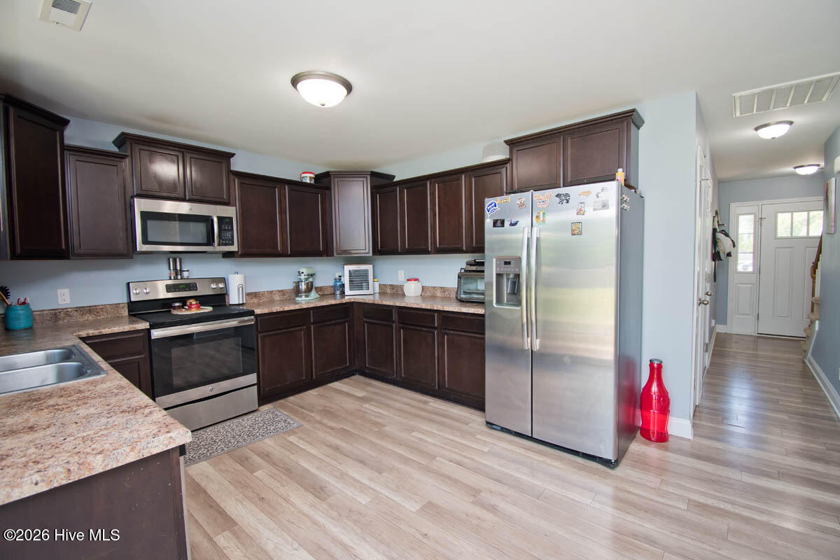 124 Waterford Way,Maysville
