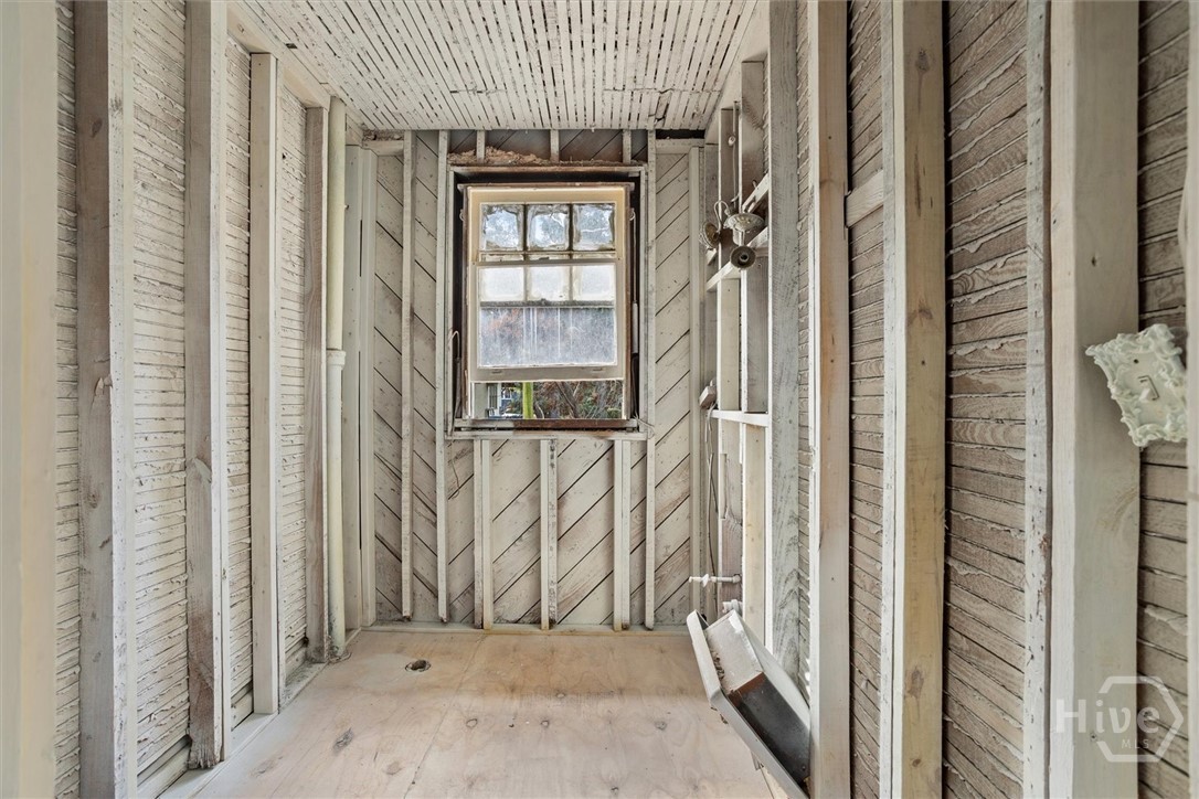 221 E 49th Street, Savannah, GA, 31405