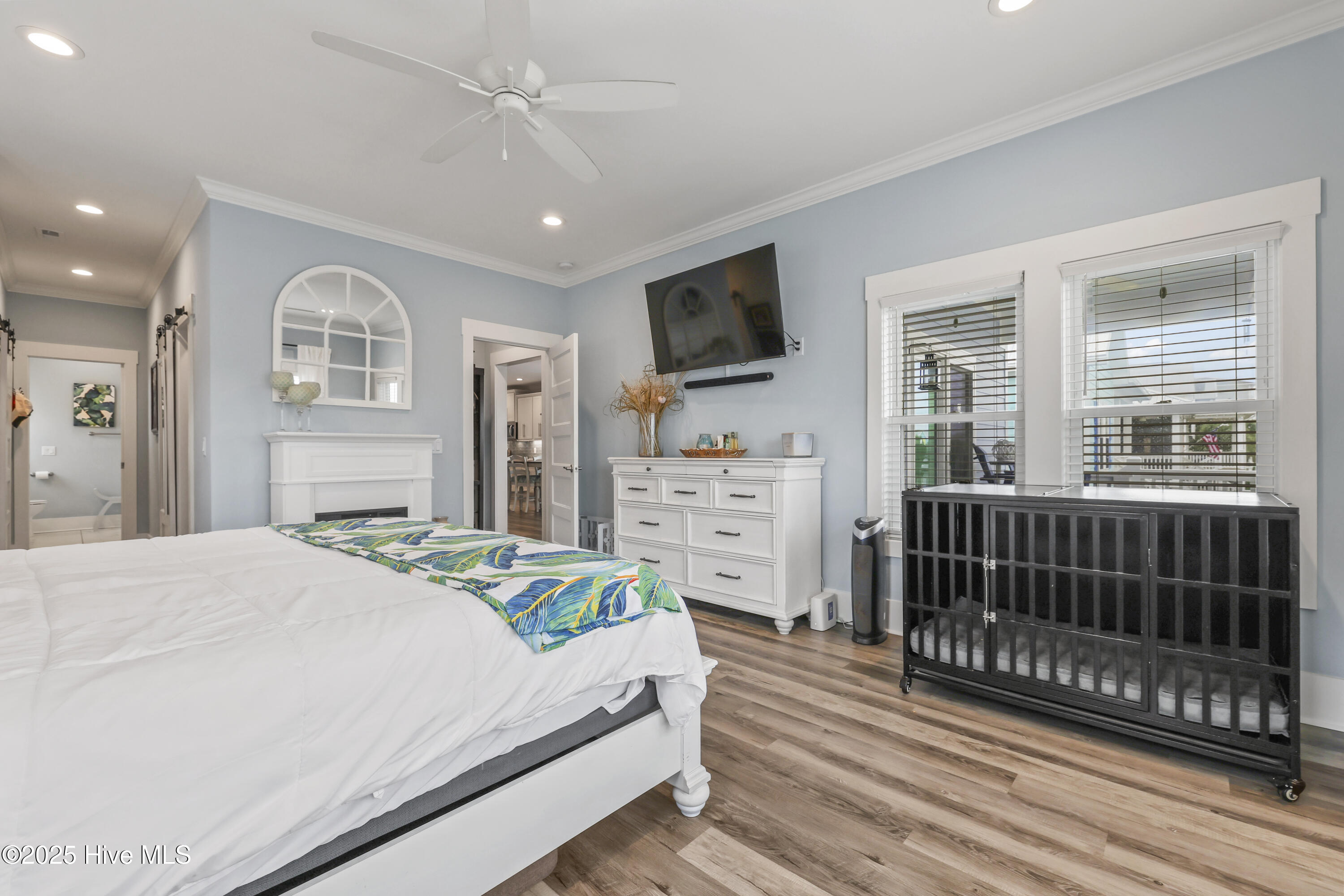 100536378 | Photo 19