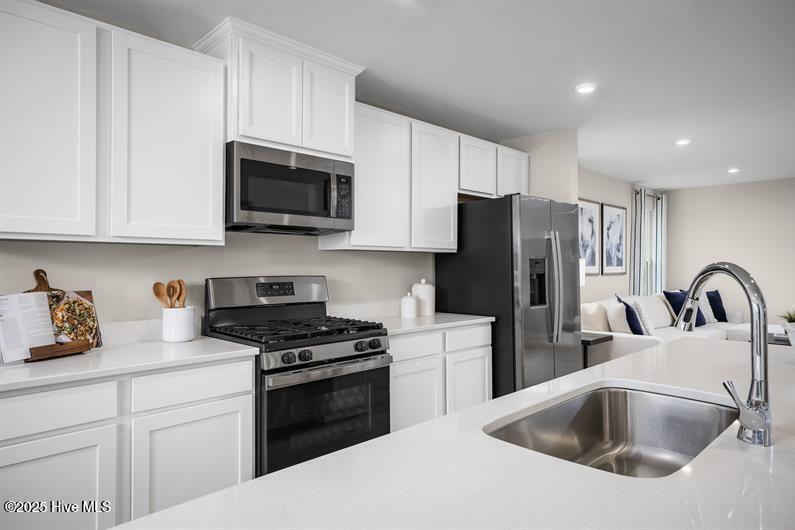 100511620 | Photo 16