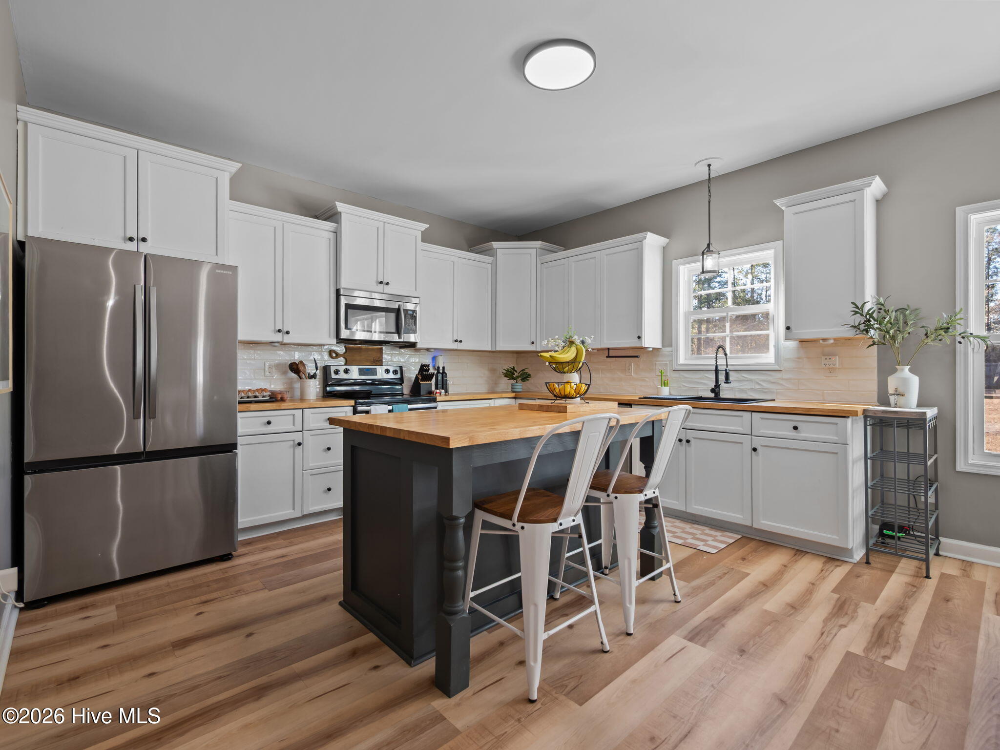 100547067 | Photo 13