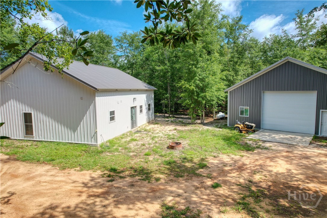The Barn dominium with 36' x 36' Garage / workshop