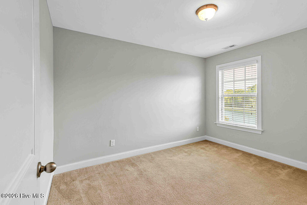 100566446 | Photo 37