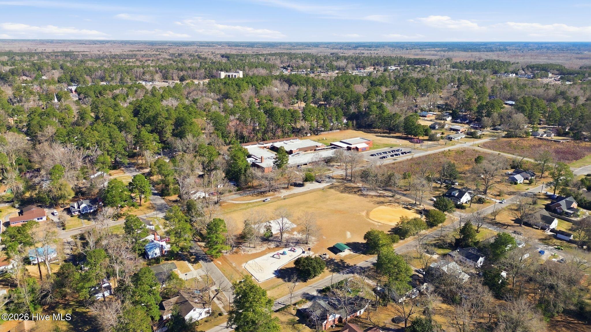 100557013 | Photo 34