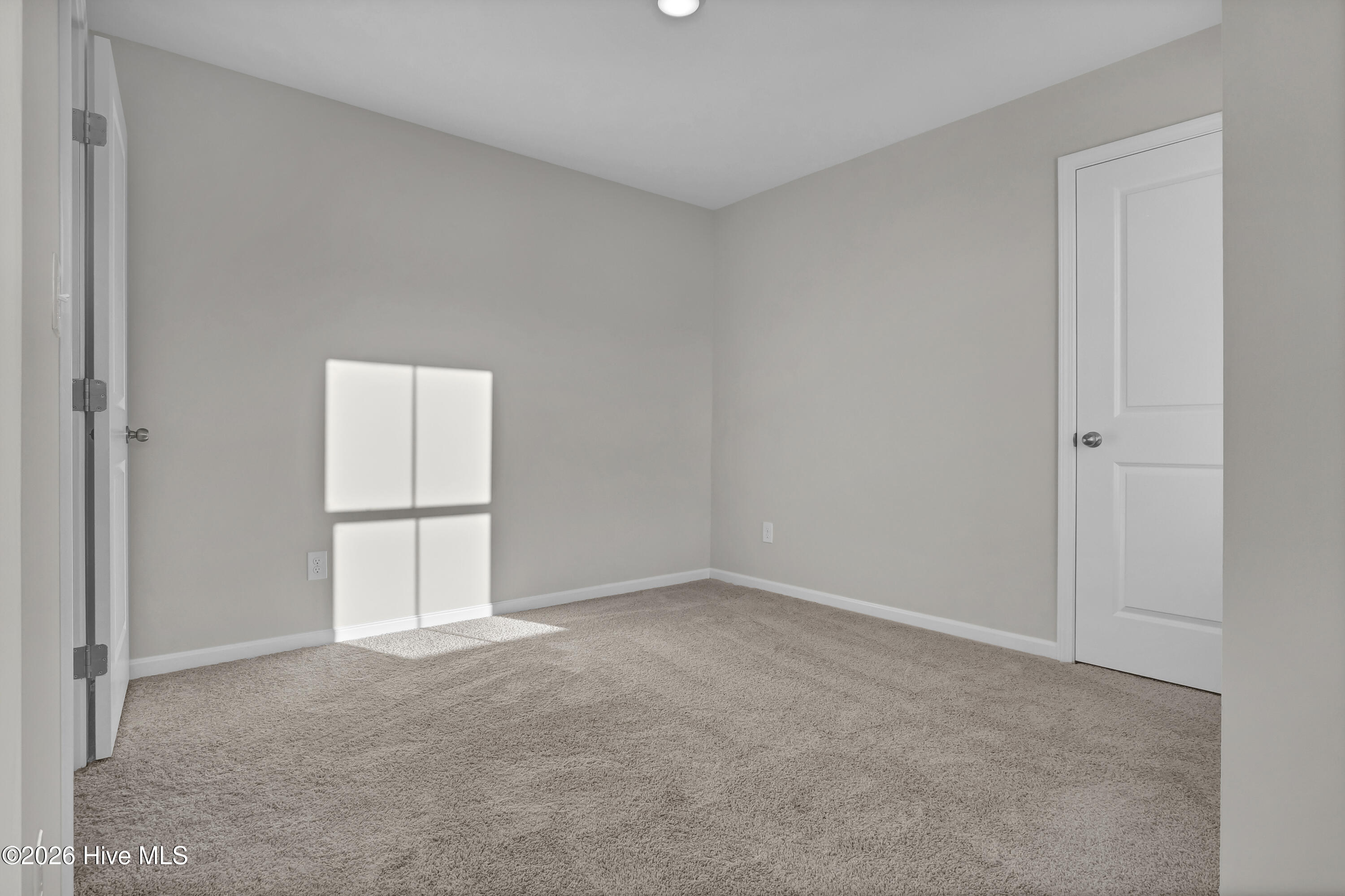 100541476 | Photo 27