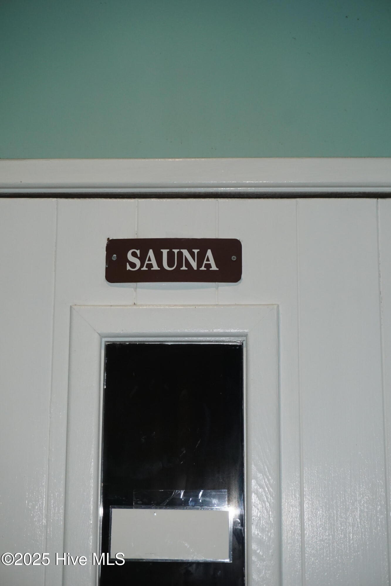 100528328 | Photo 12