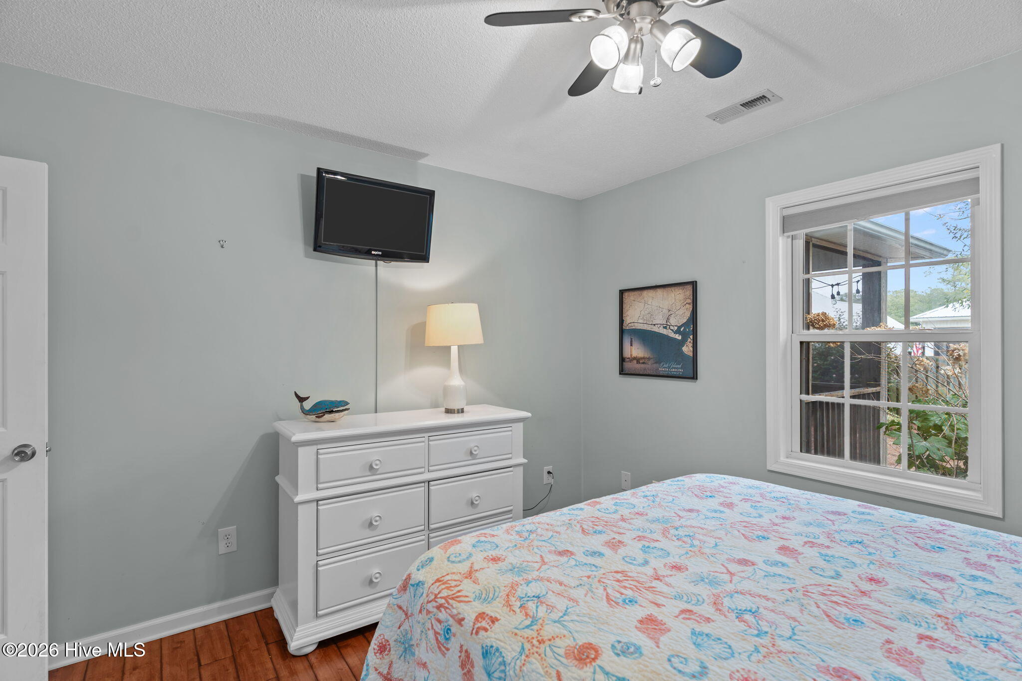 100555796 | Photo 37