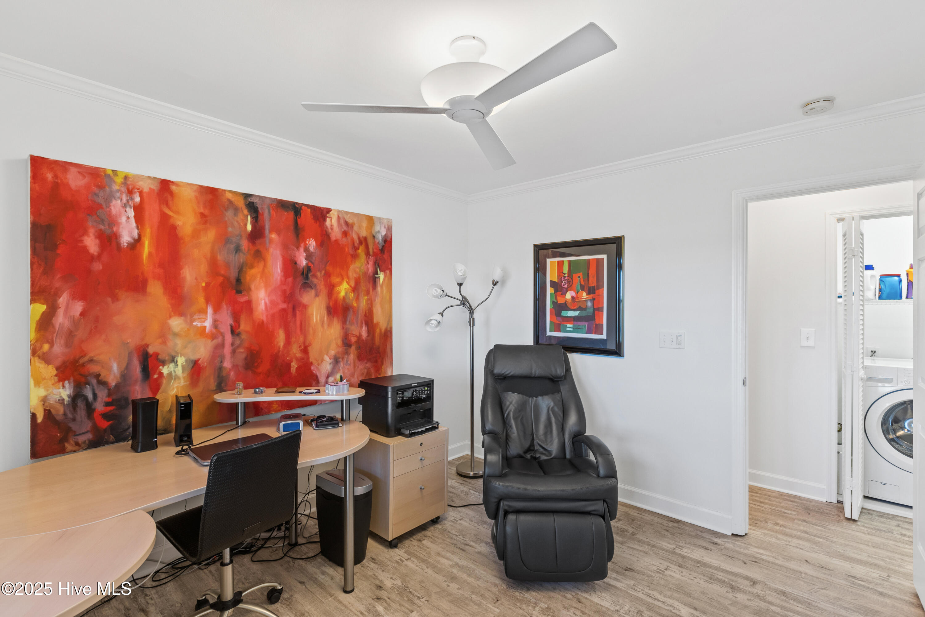 100497696 | Photo 43