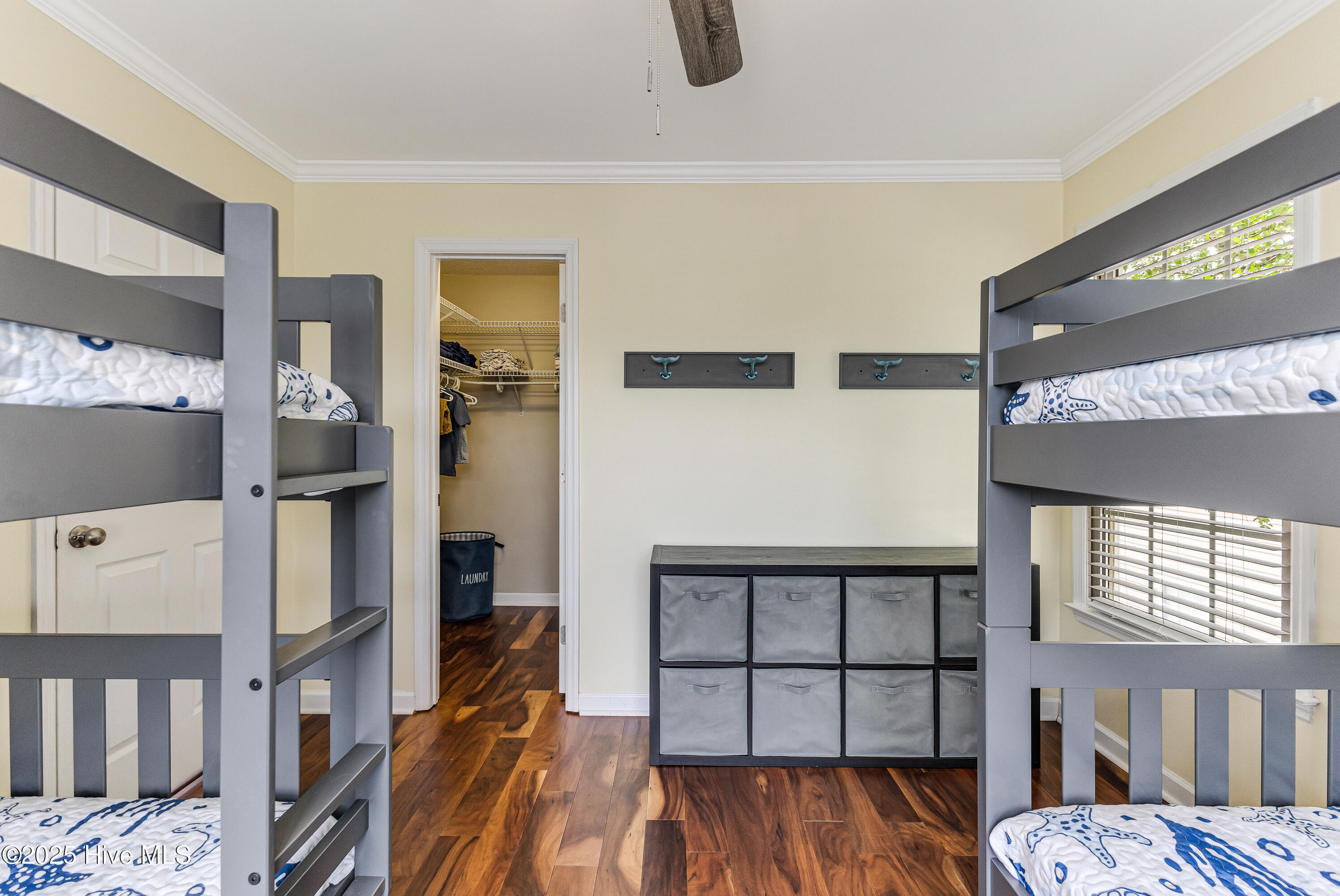 100523594 | Photo 21