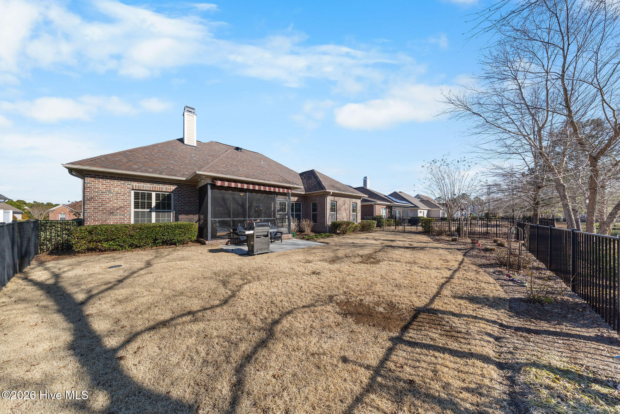 100564801 | Photo 36