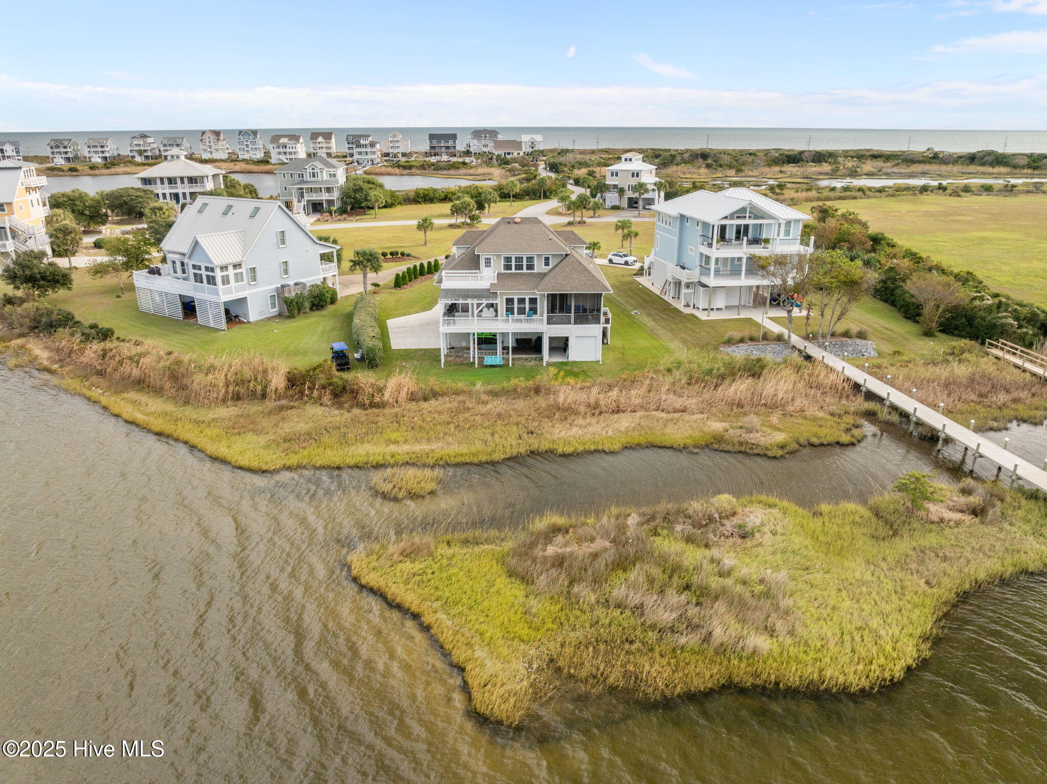 100539453 | Photo 53