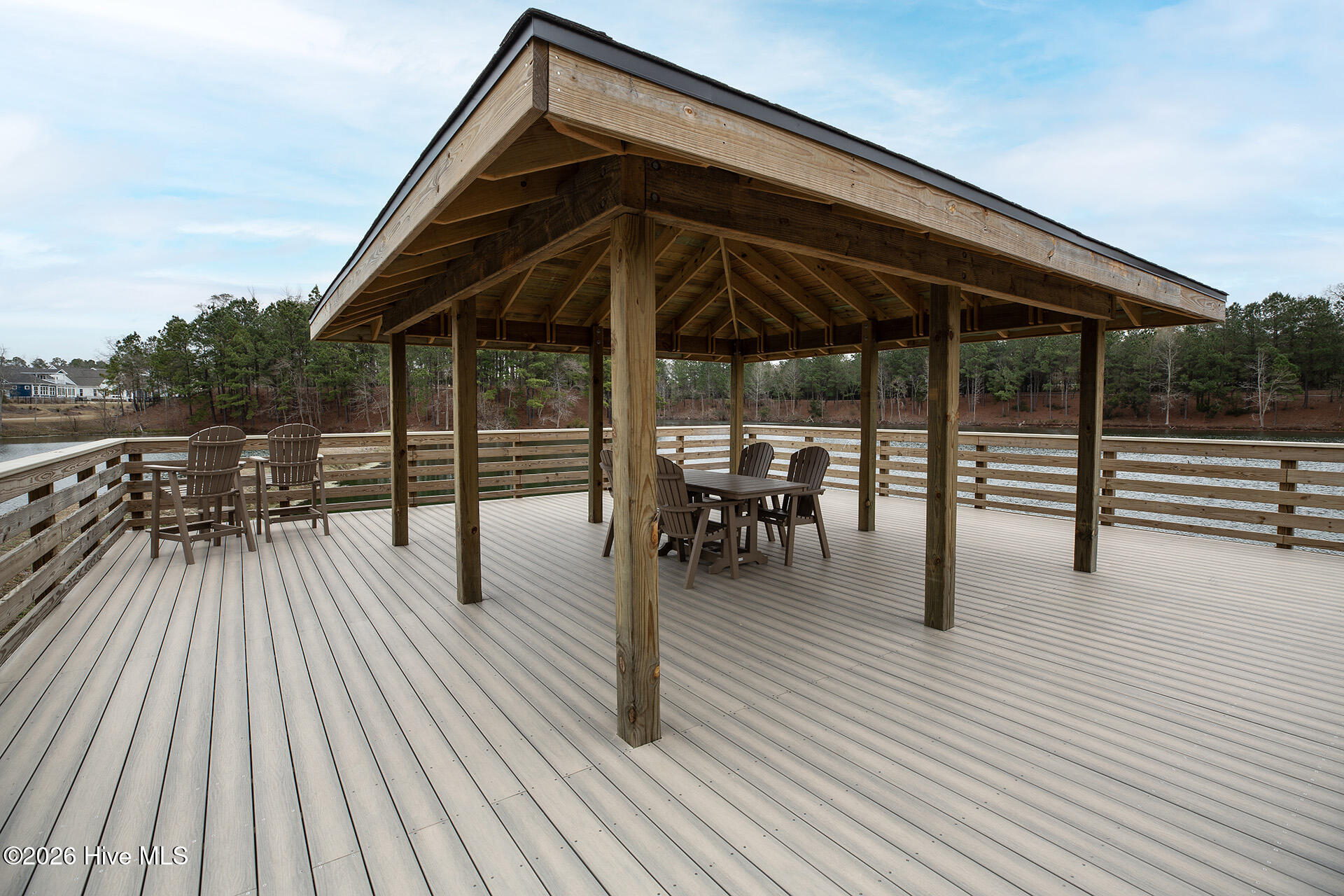 100563450 | Photo 57