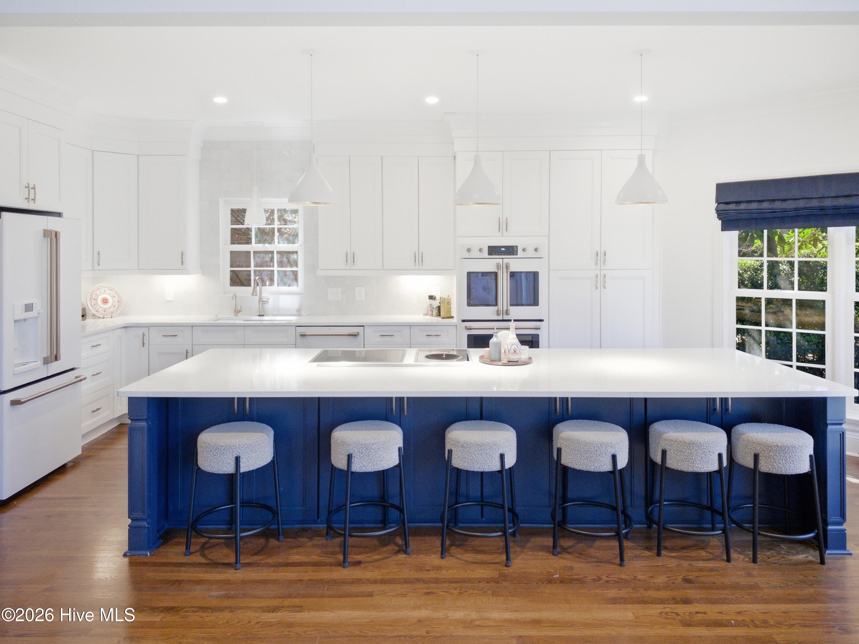 100538955 | Photo 14