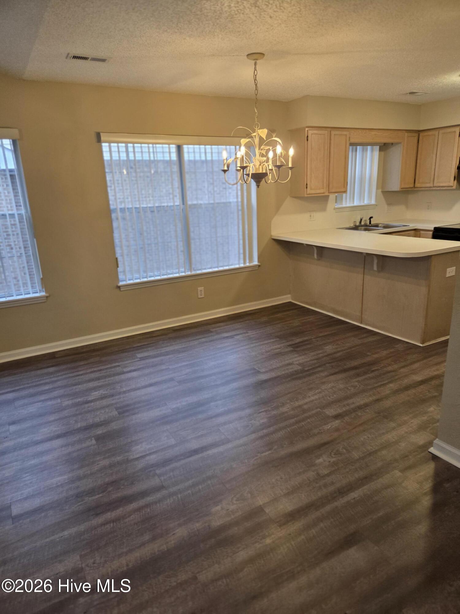 Undisclosed Address, Greenville, NC, 27858