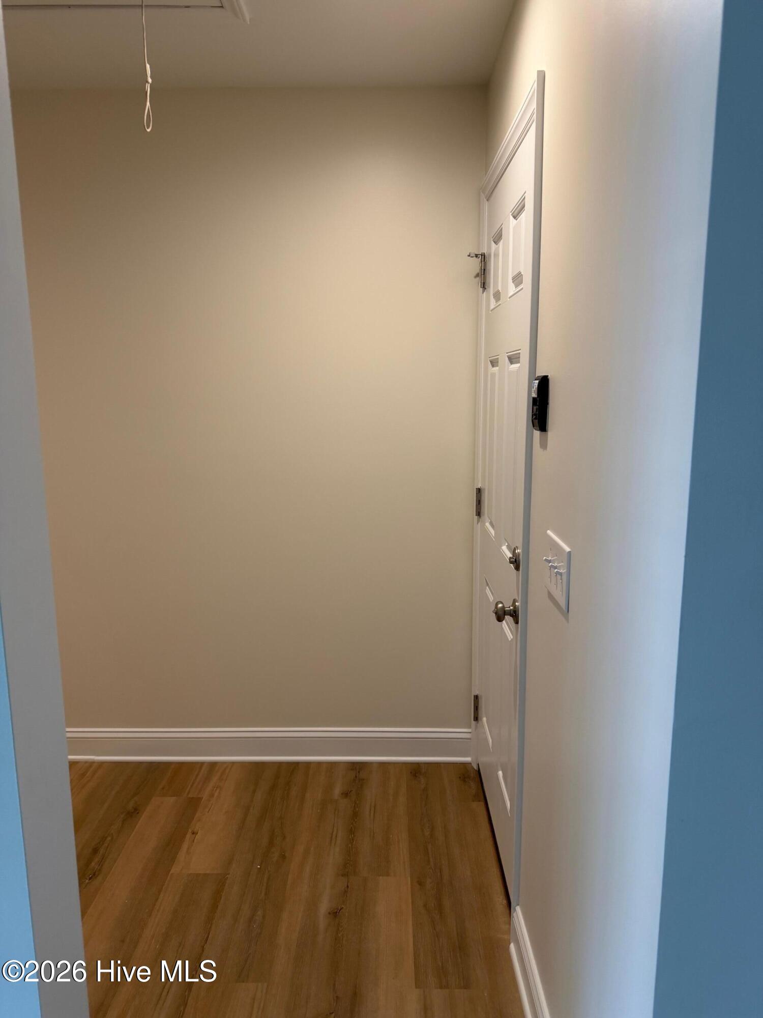 100568177 | Photo 23