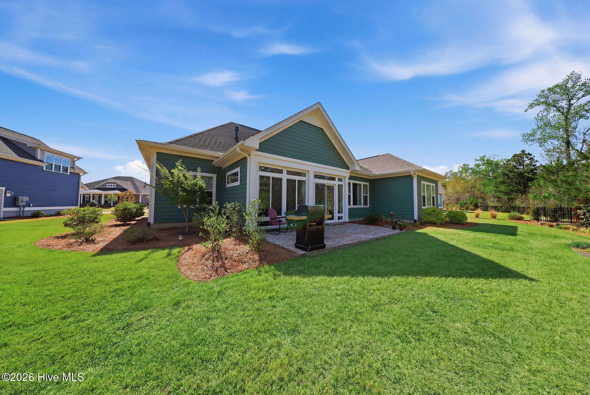 100564757 | Photo 28