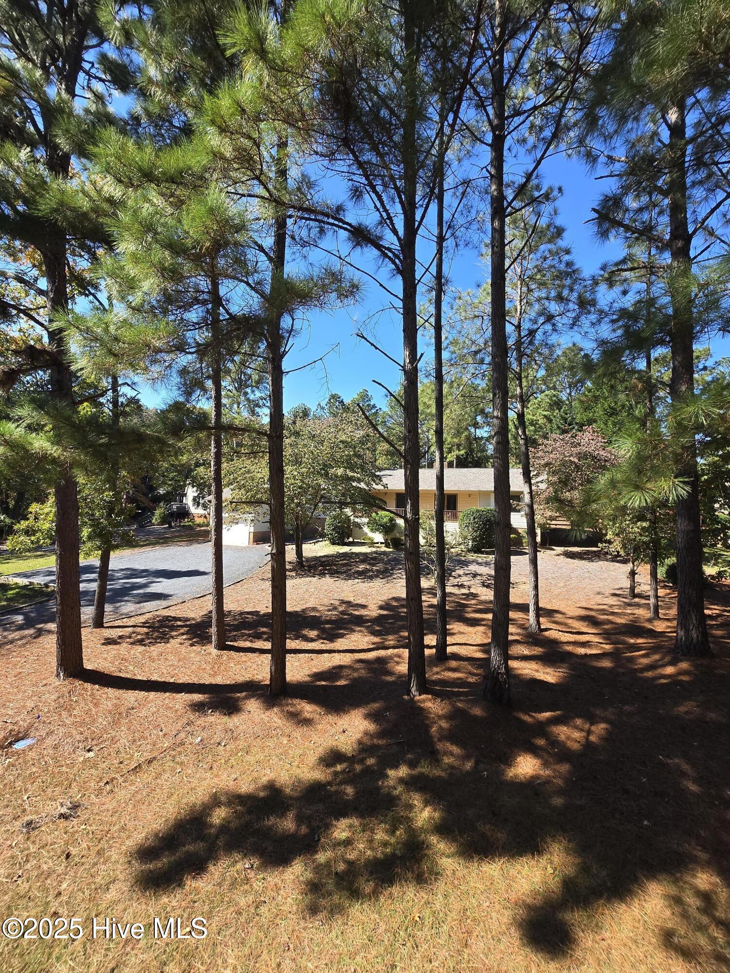 Homes for sale in West End, NC | 102 Thistle Ln, West End, NC 27376 | MLS# 100512920