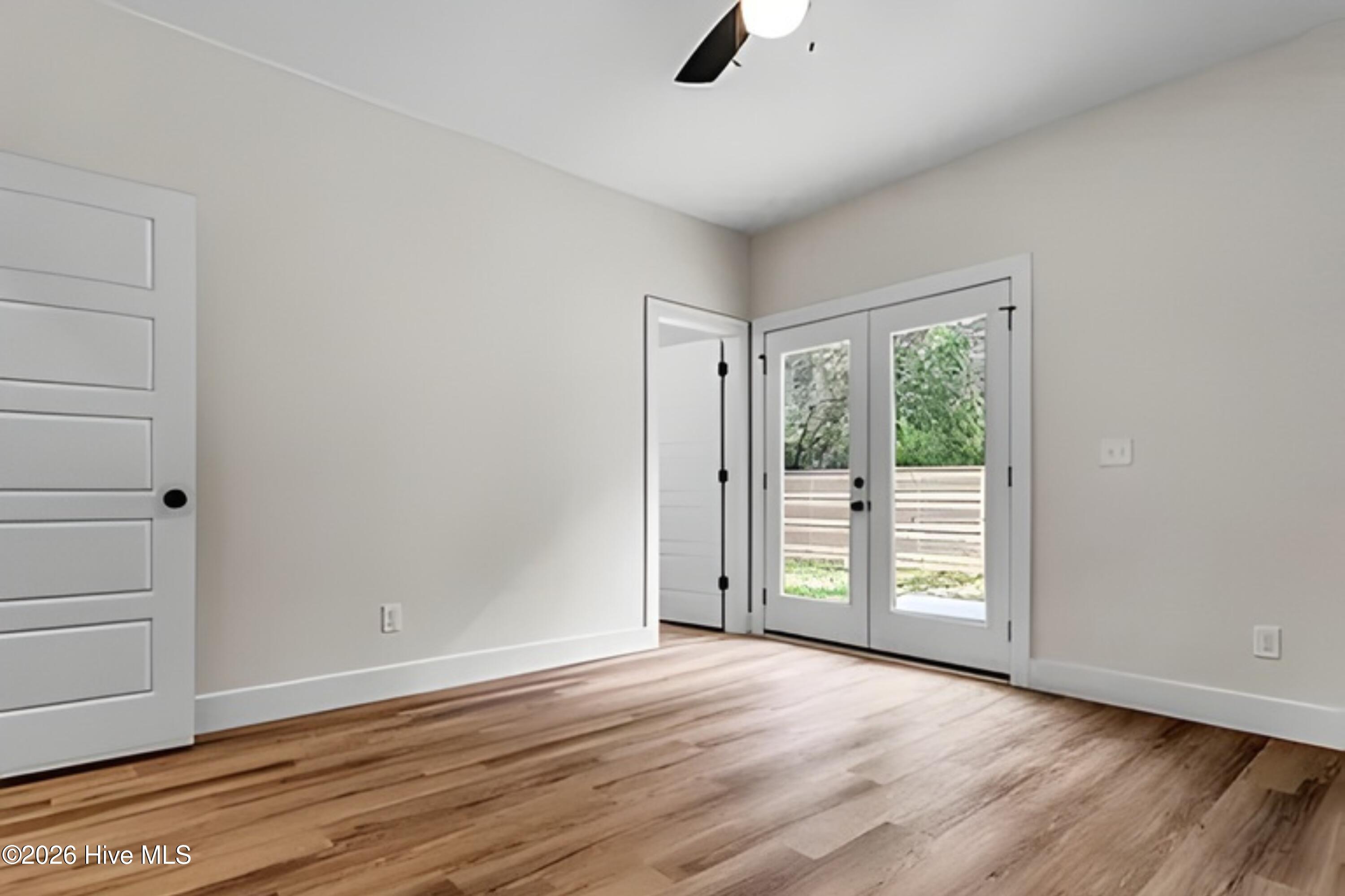 100568664 | Photo 21