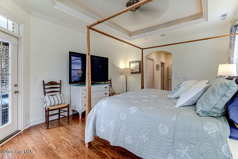 100548216 | Photo 22