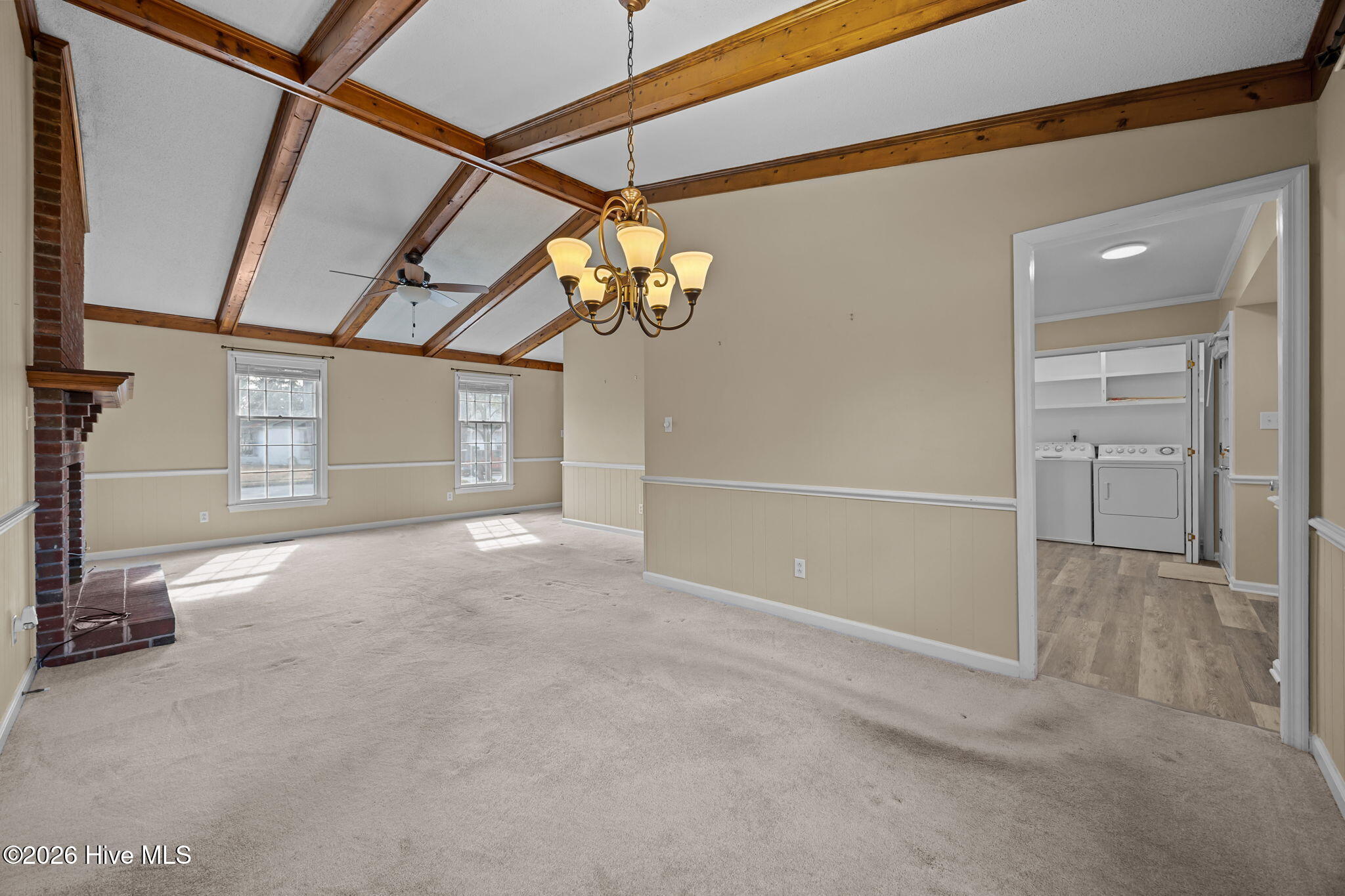 100550473 | Photo 17