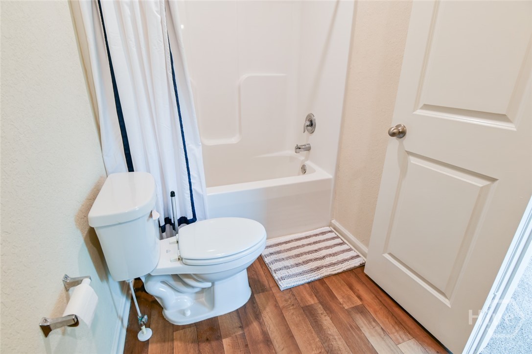 Owner's Bathroom