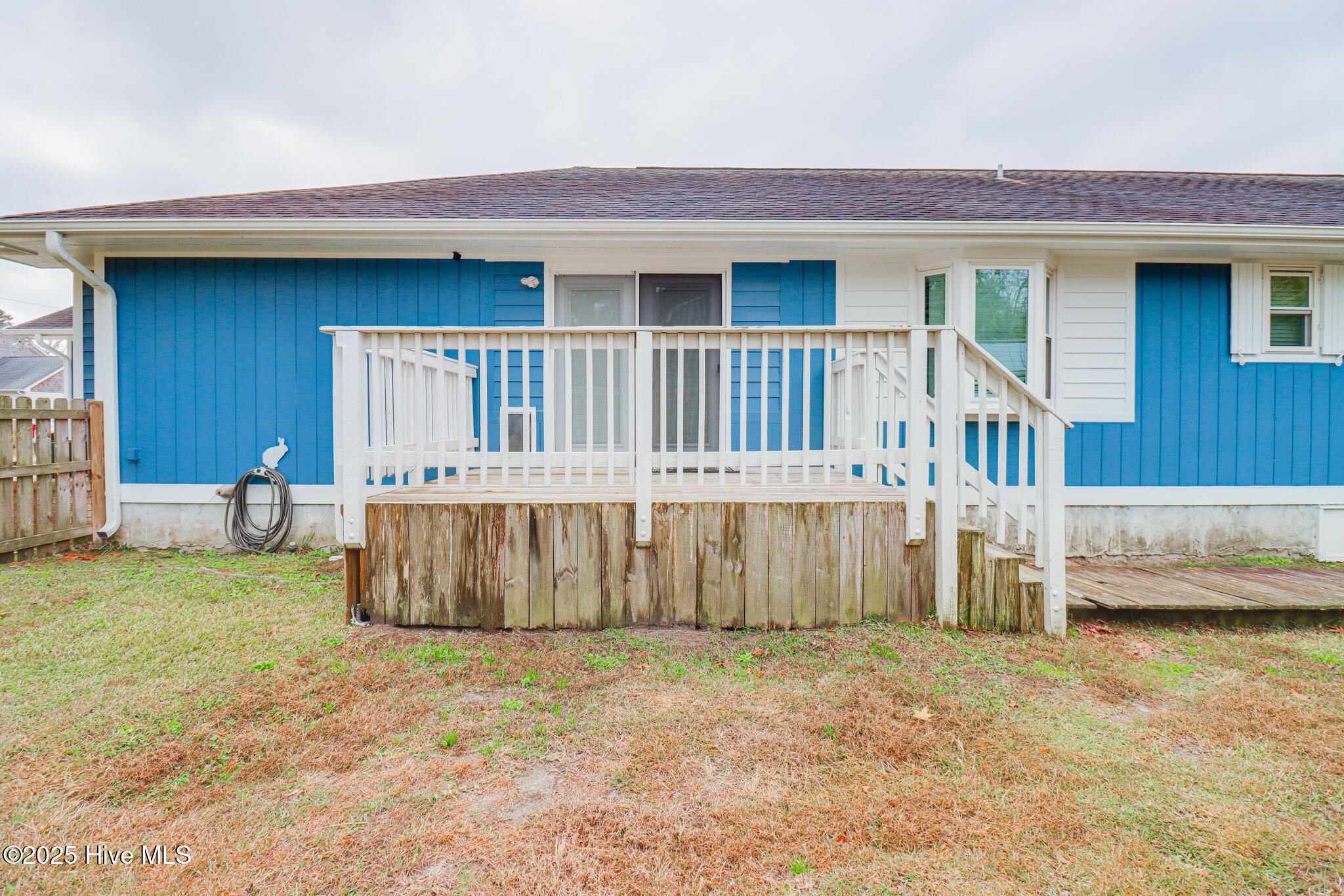 100544057 | Photo 39