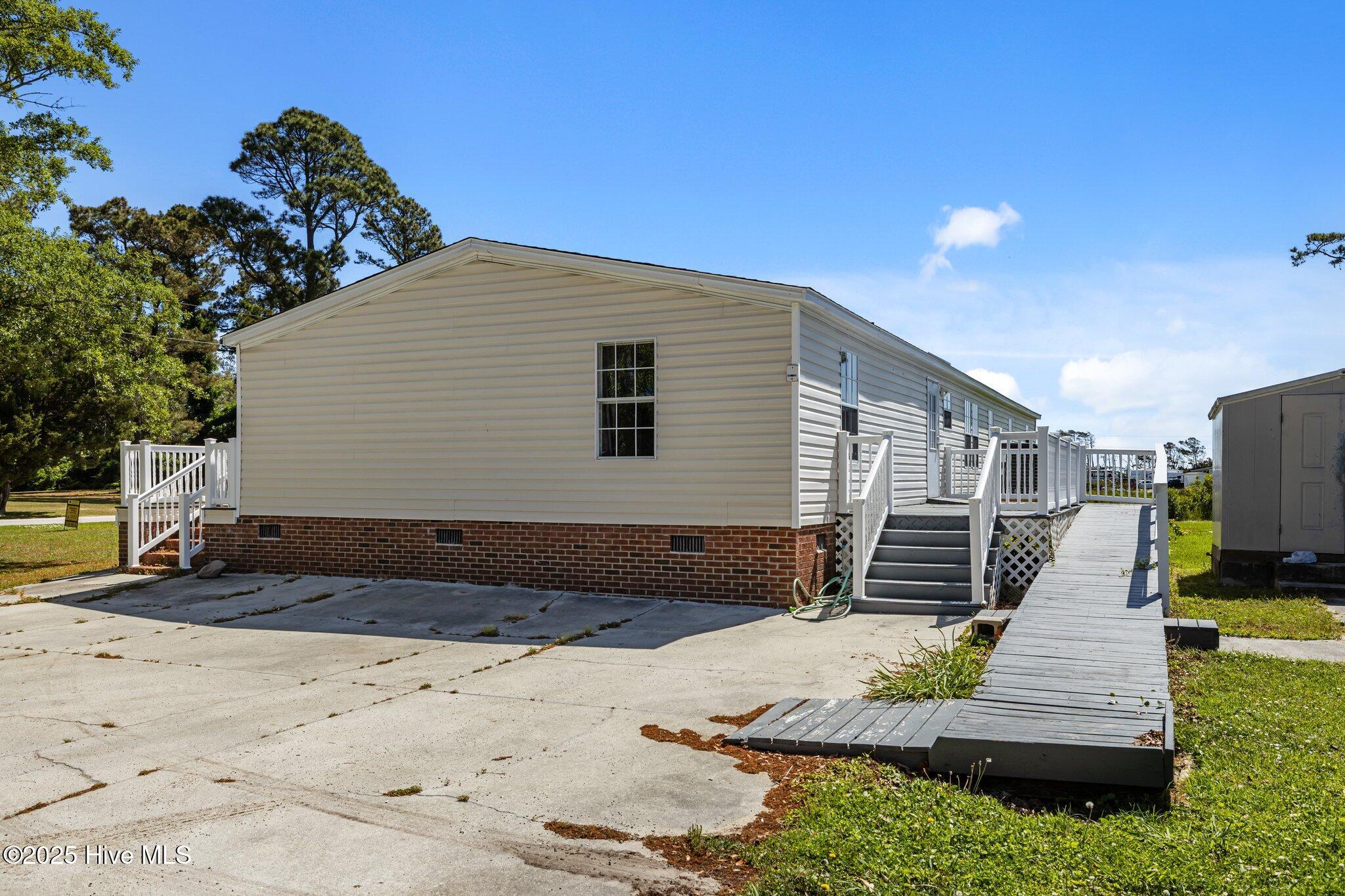 198 Styron Creek Road,Sea Level