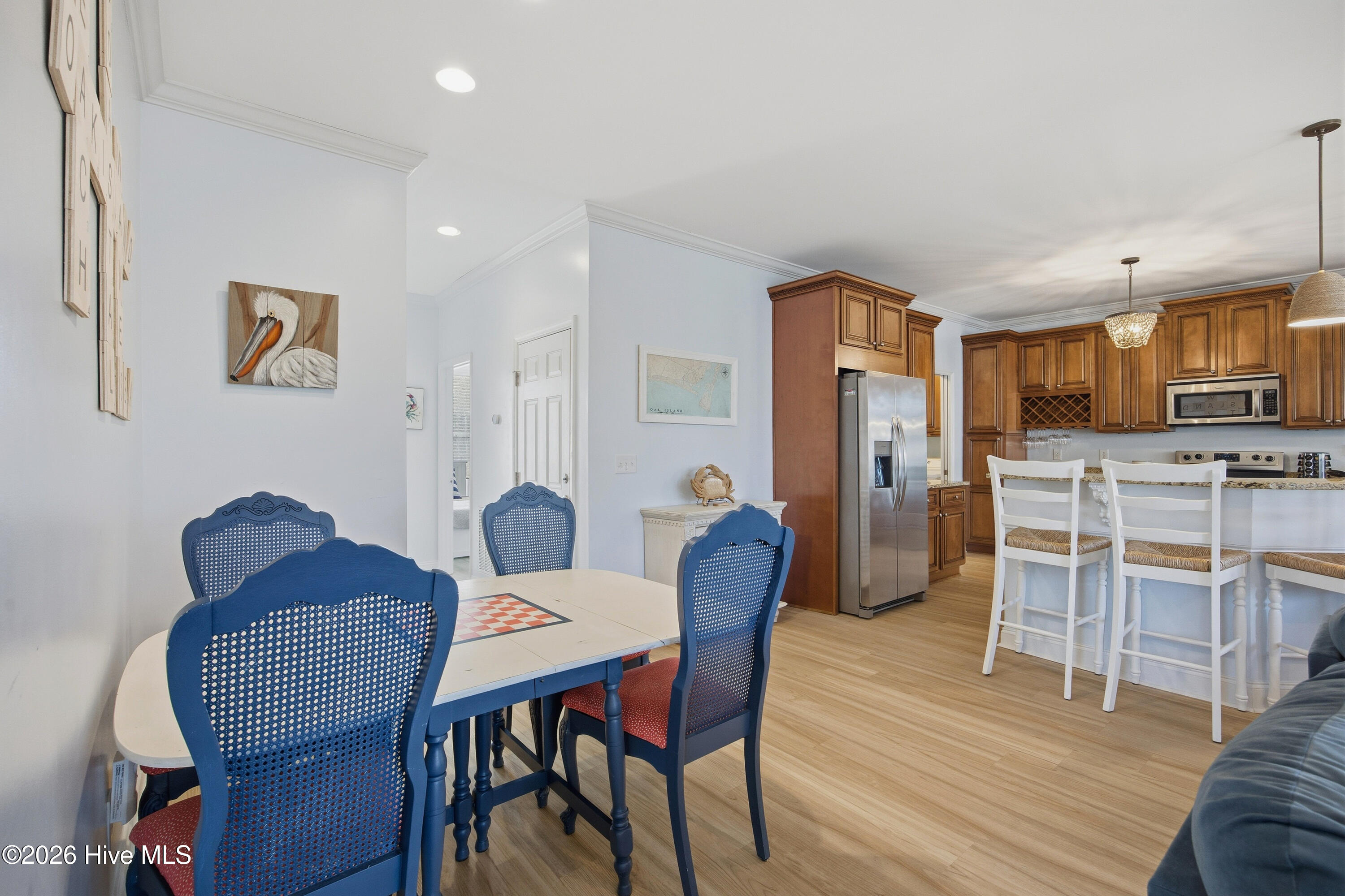 100552701 | Photo 50