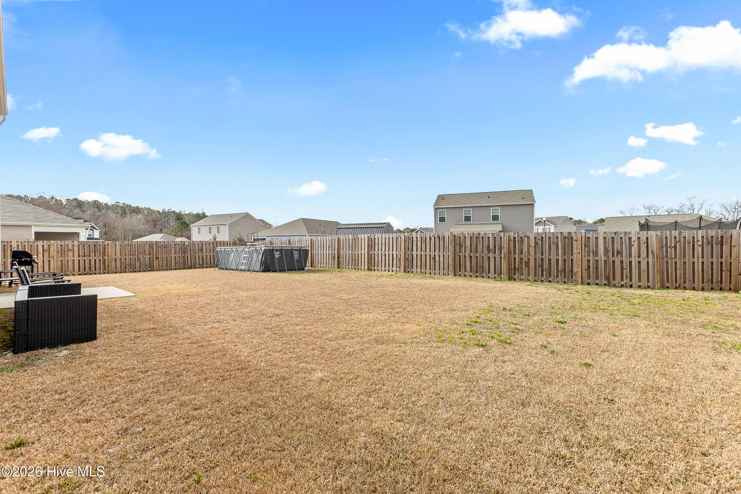 100549740 | Photo 36