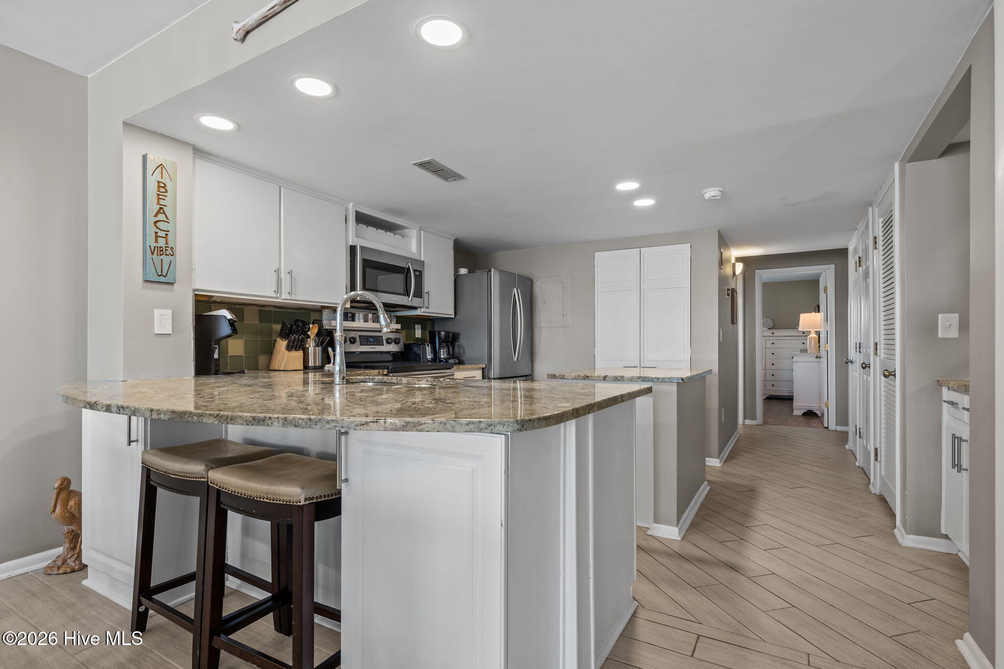 100551765 | Photo 10