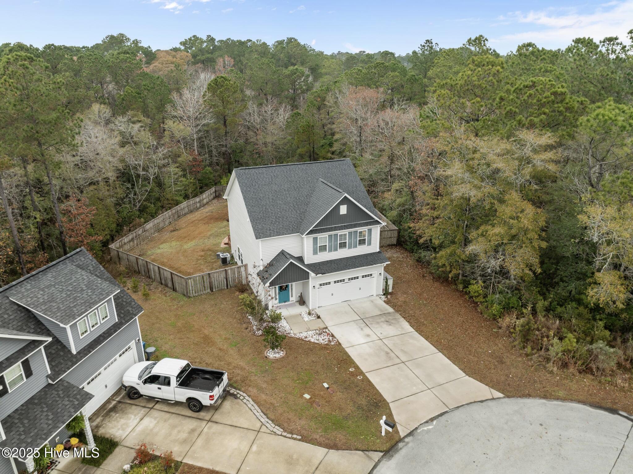 100544469 | Photo 42