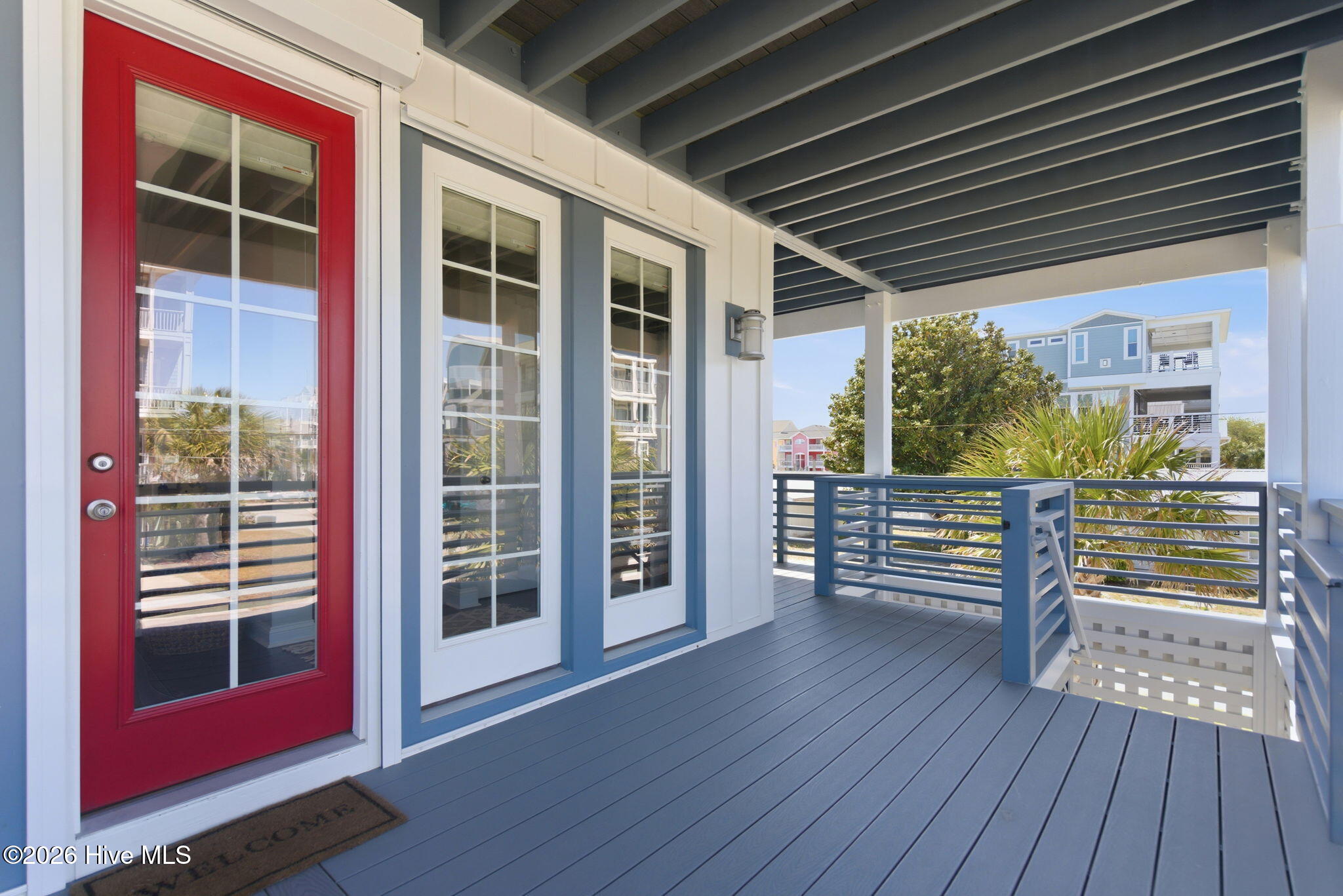 100570056 | Photo 22