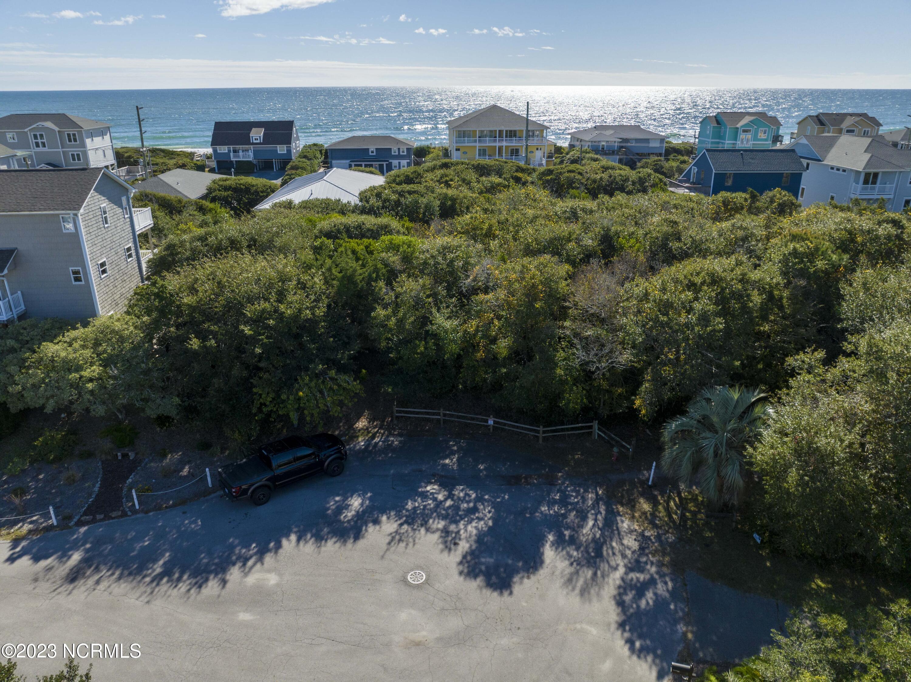 100570104 | Photo 19