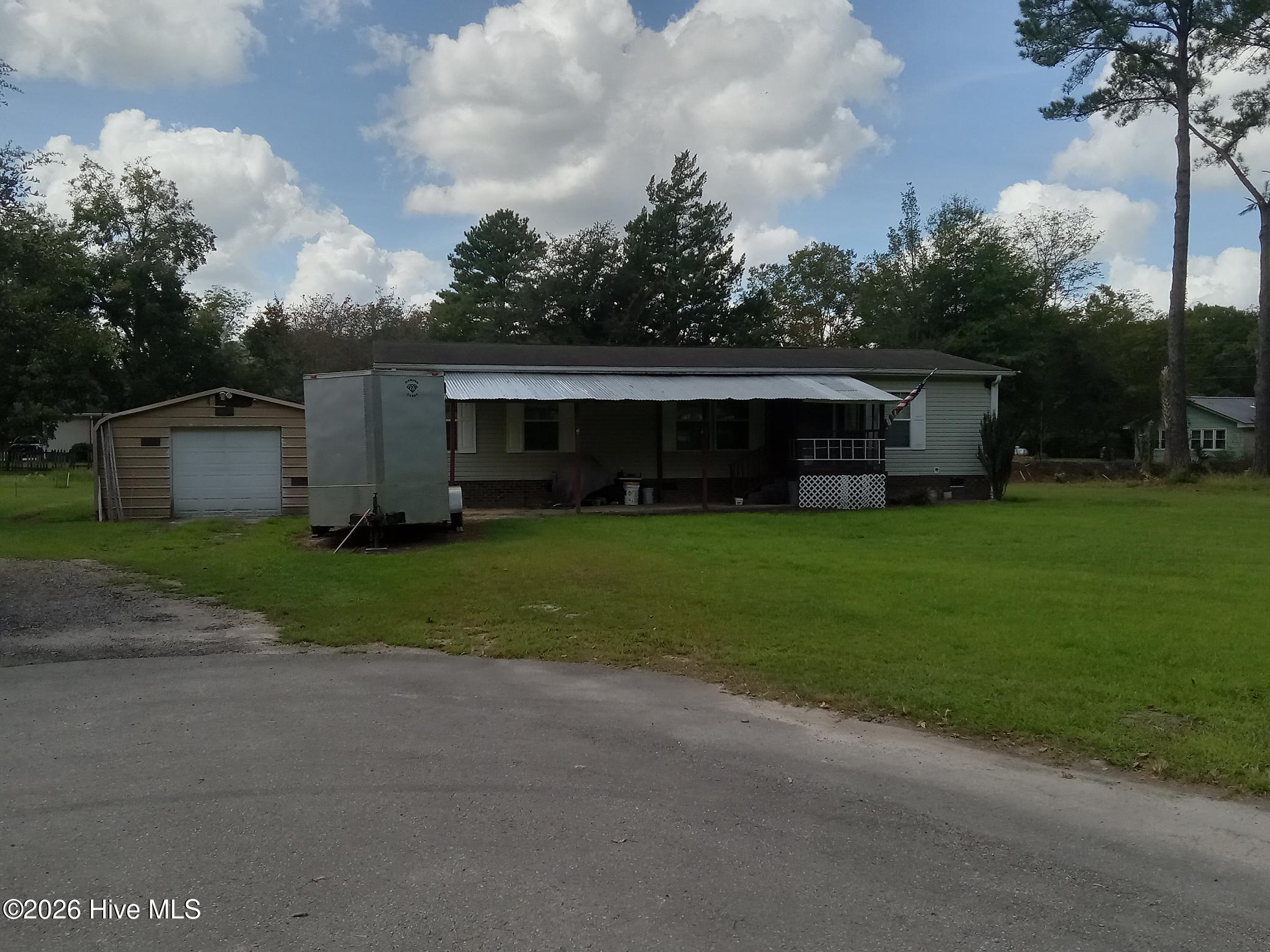 2163 Lake Butler Lane NW — listing photograph 2