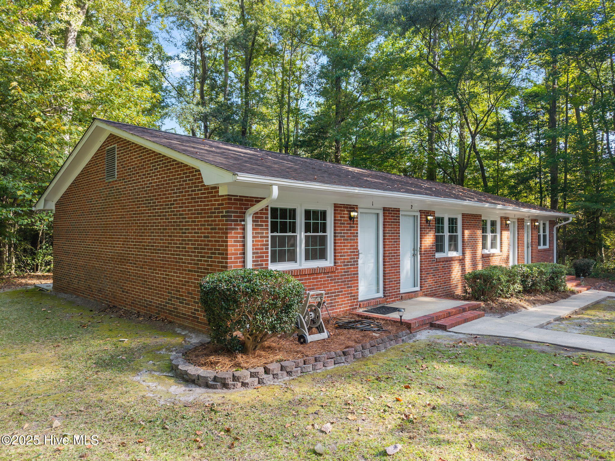 3-web-or-mls-1190 Gould Rd Unit2 61