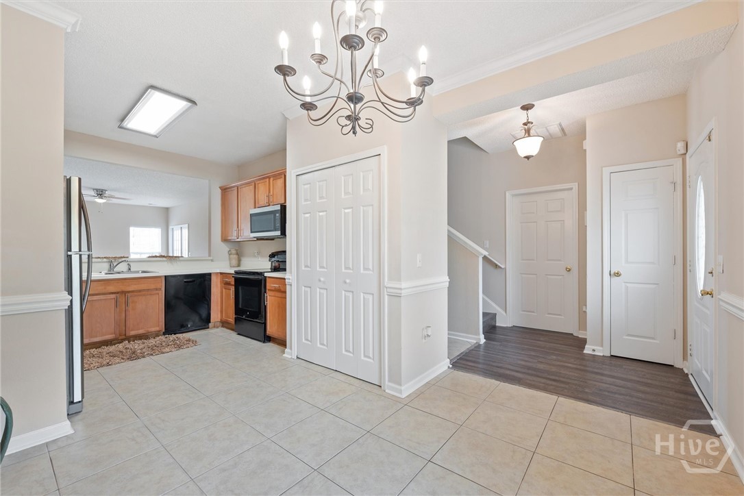 The dining is open to the kitchen.