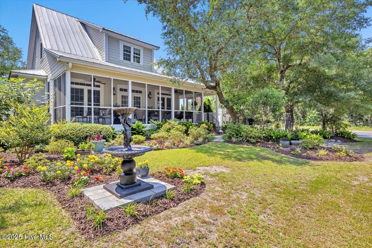 100556221 | Photo 54