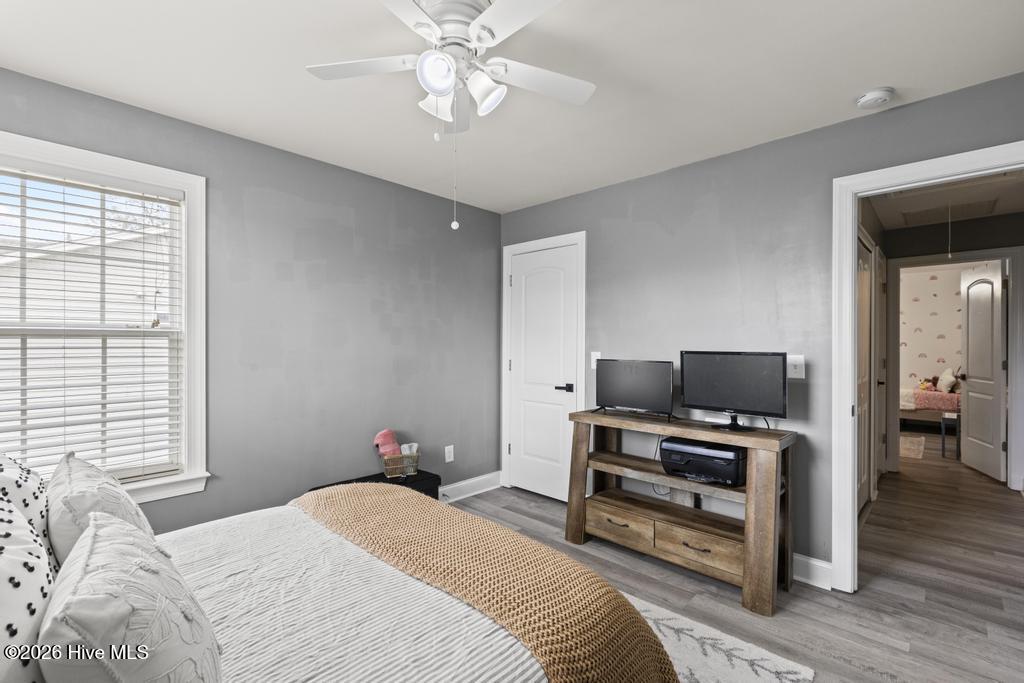 100565258 | Photo 21