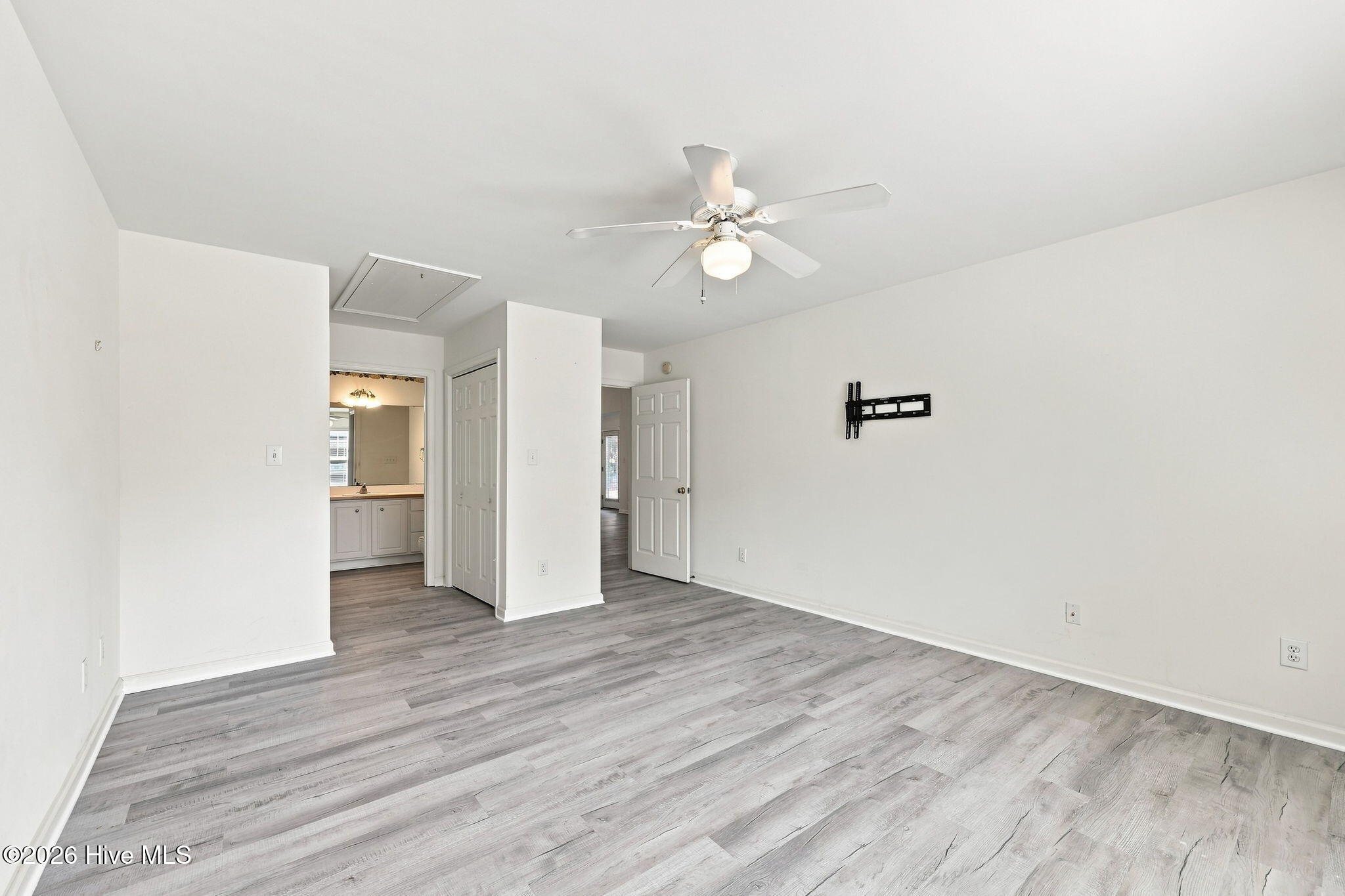 100 Jasmine Court,Morehead City