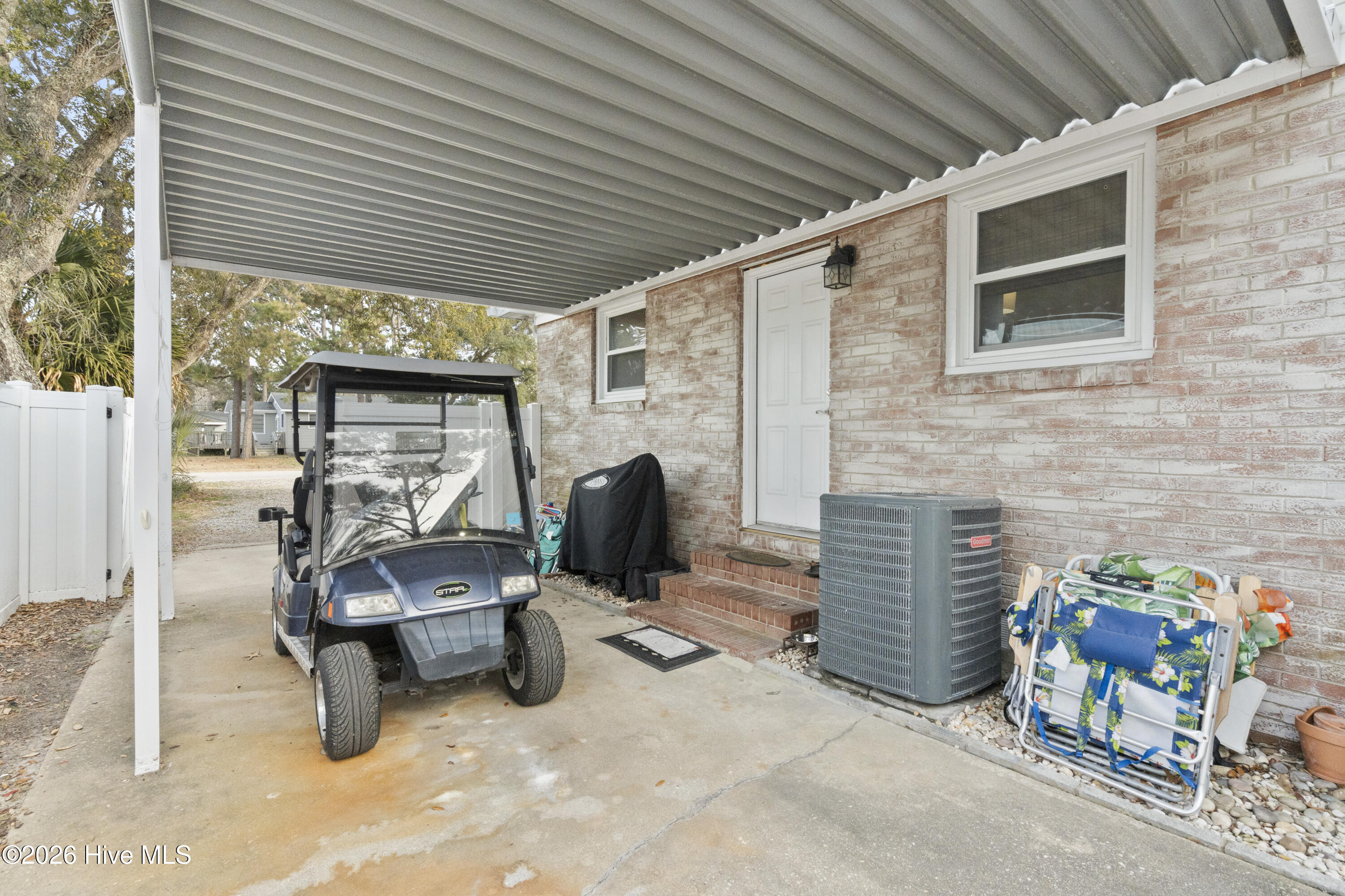 100555391 | Photo 59