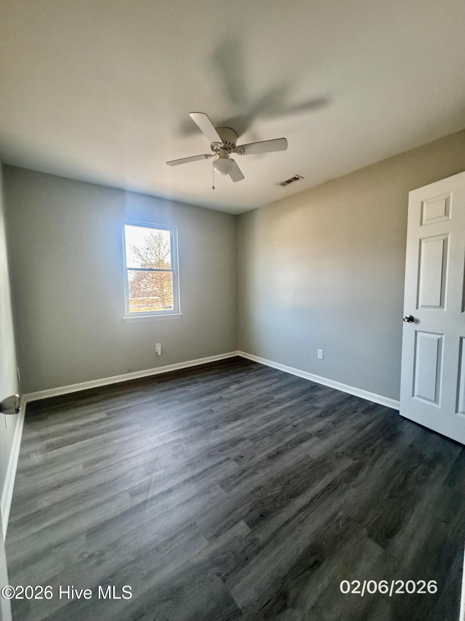 203 W Volant Street, Hubert, NC, 28539