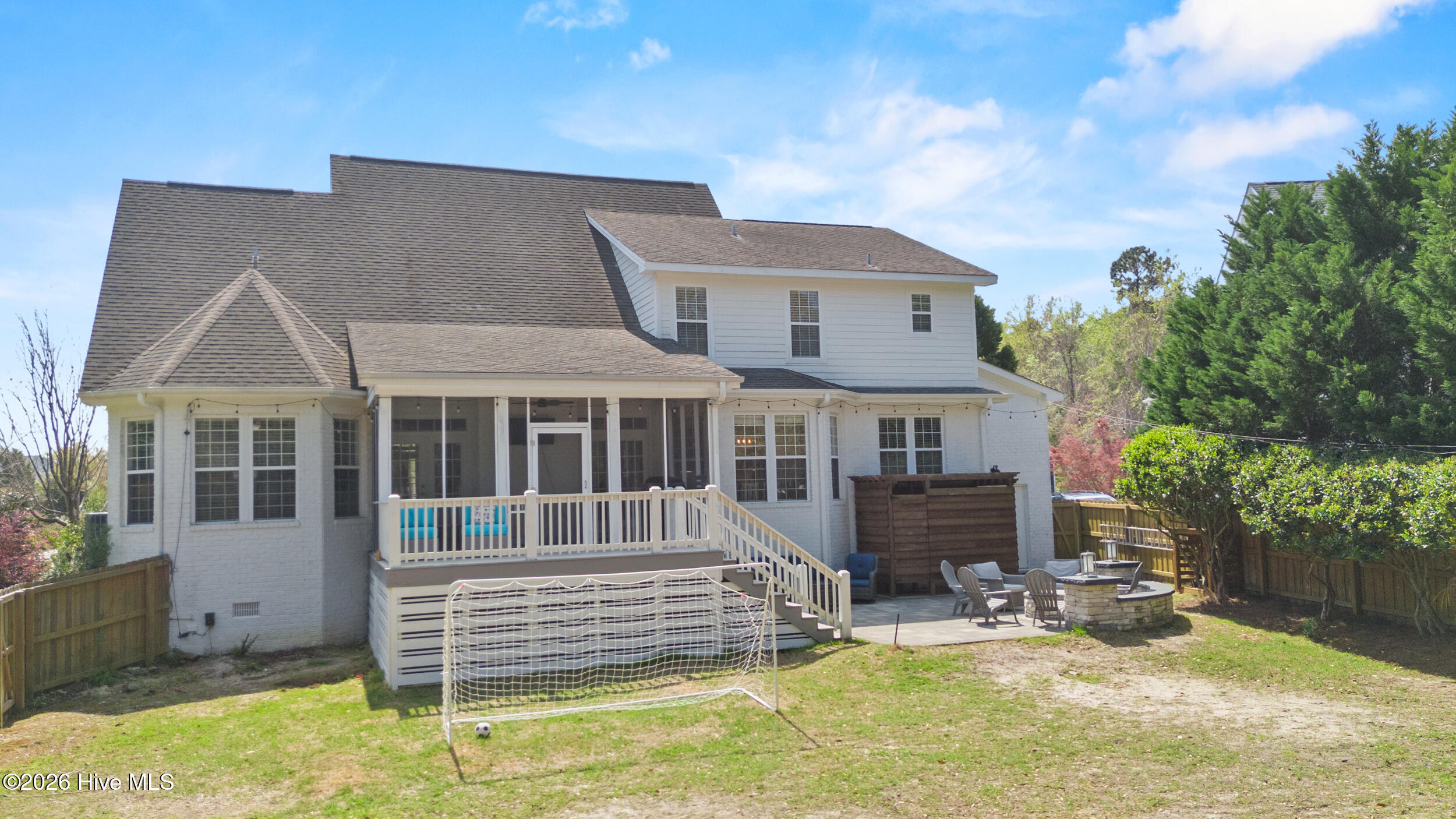 100565771 | Photo 68